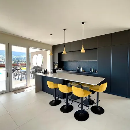 Nanni Contemporary, Pool And Garden 빌라